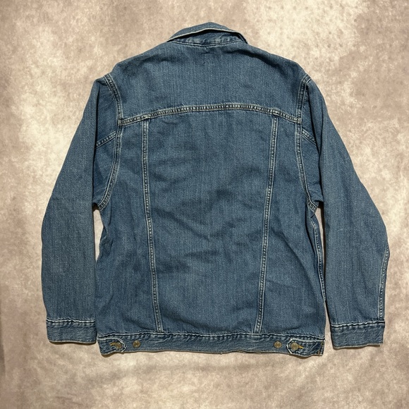 Gap Women’s Oversized Icon Denim Jacket medium indigo wash size Medium - Picture 3 of 6